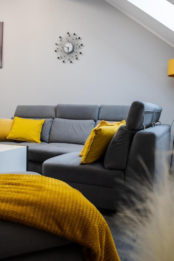 Apartamenty Aslux - Noclegi Energylandia Zator Eksteriør bilde